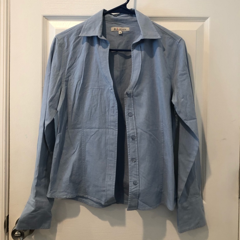 Women’s 100% Cotton Blue Buttonup Shirt